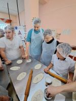 Мастер-класс по приготовлению булочек и пирожков.