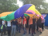 Ура! Зажигает детвора