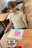 Рисуем цветы ладошками