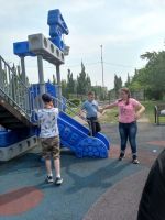 Отдых в сквере Кузьменчука